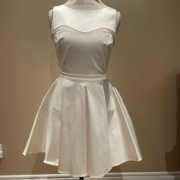 Guess by Marciano White Satin Dress with Cut Outs - Picture 5 of 9